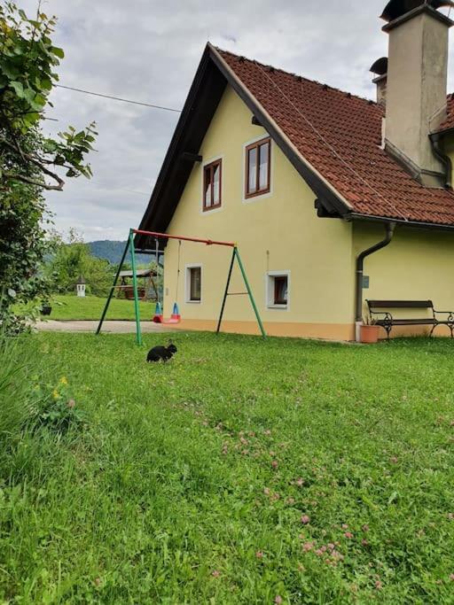 Charmantes Ferienhaus In Bester Lage Keutschach am See Bagian luar foto