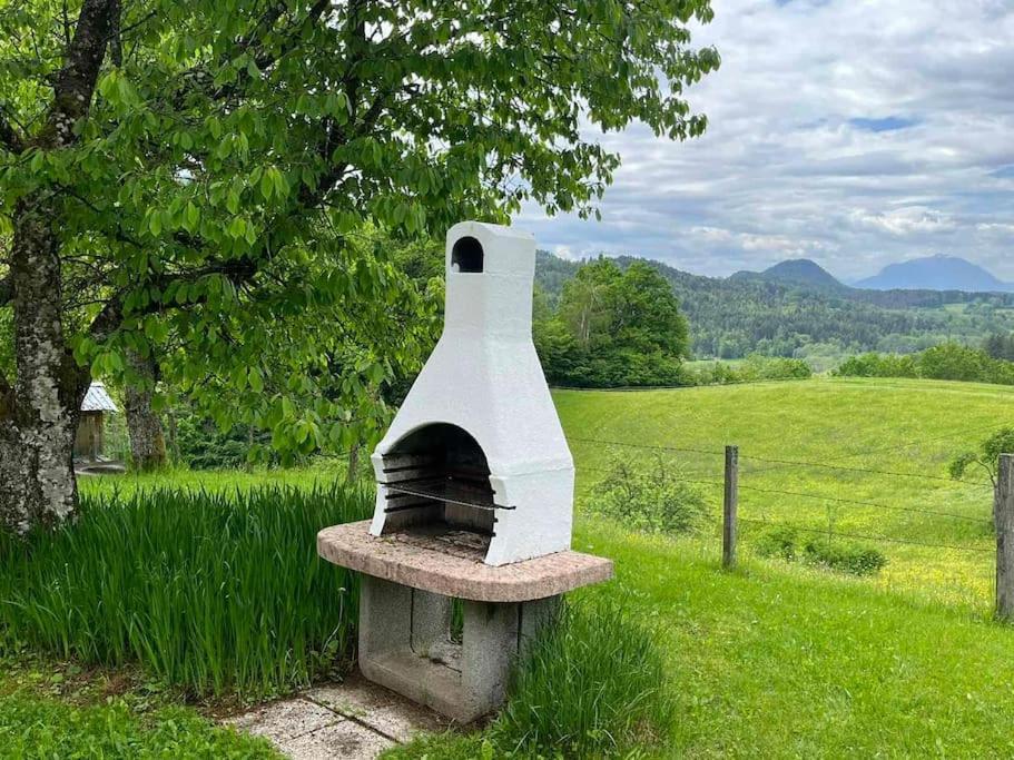 Charmantes Ferienhaus In Bester Lage Keutschach am See Bagian luar foto