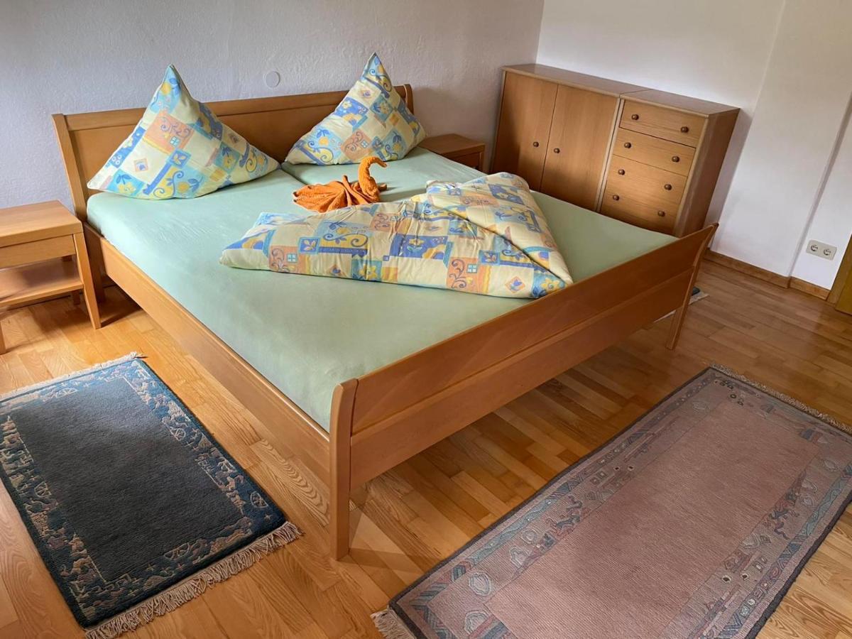Charmantes Ferienhaus In Bester Lage Keutschach am See Bagian luar foto