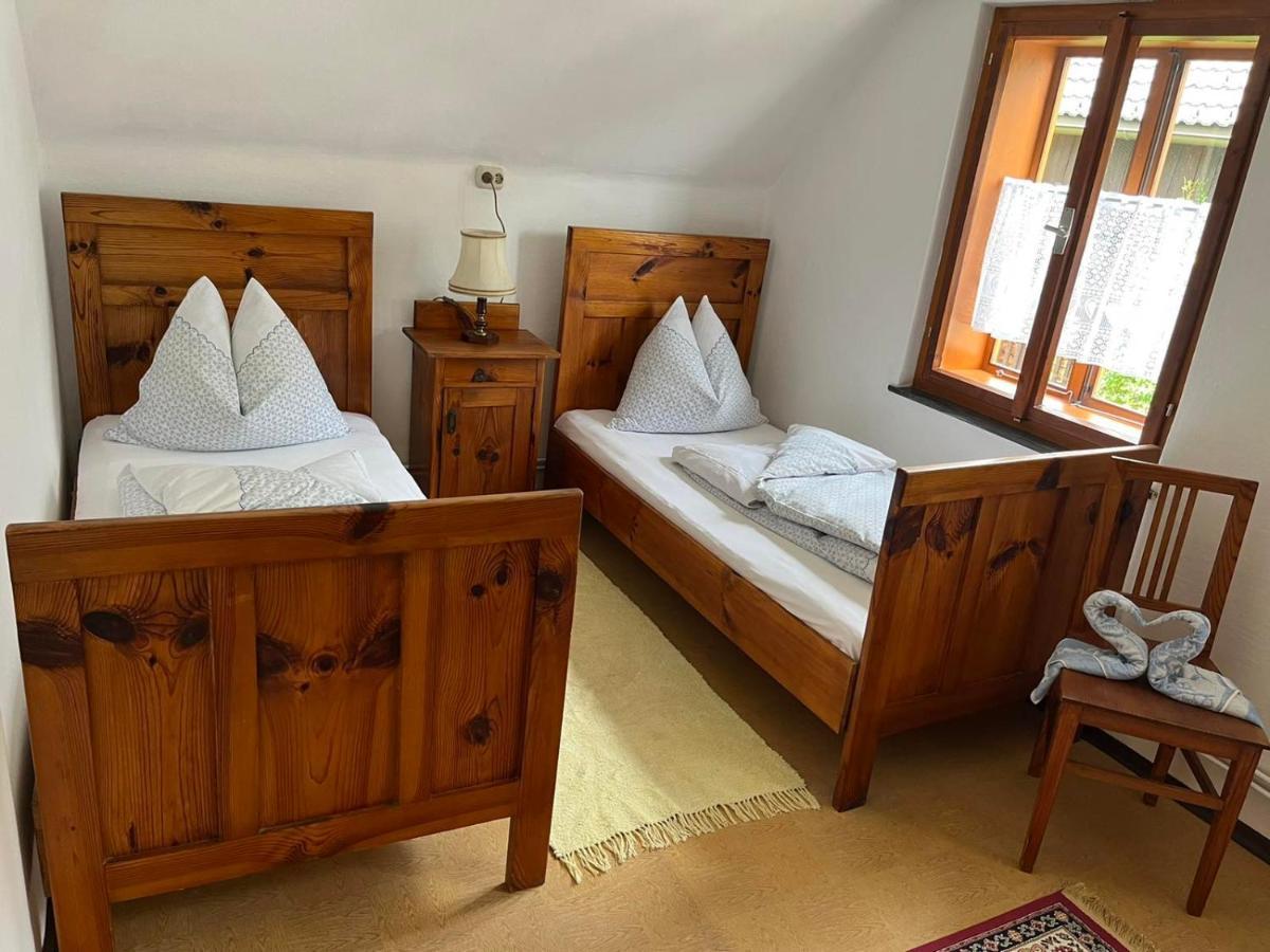 Charmantes Ferienhaus In Bester Lage Keutschach am See Bagian luar foto