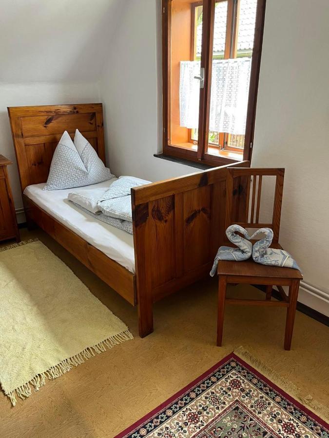 Charmantes Ferienhaus In Bester Lage Keutschach am See Bagian luar foto